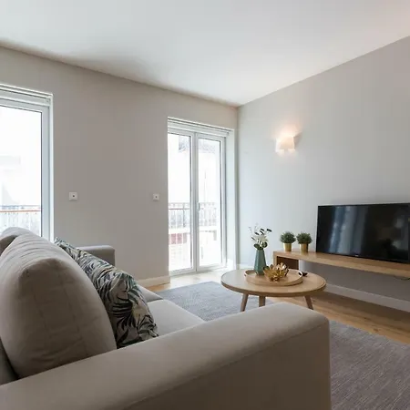 Flh Rato Spacious Apartmán